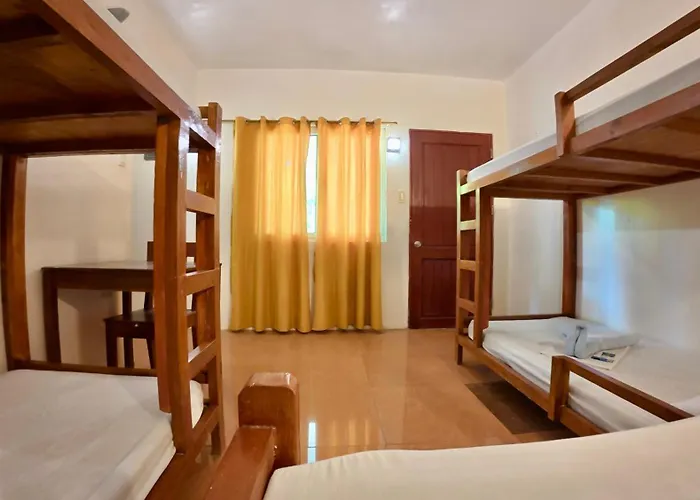 Hostel The Lighthouse *