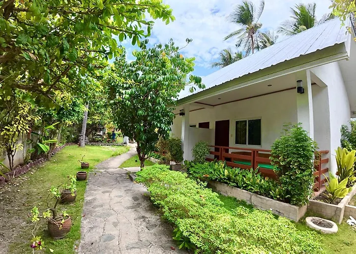Hostel The Lighthouse Oslob